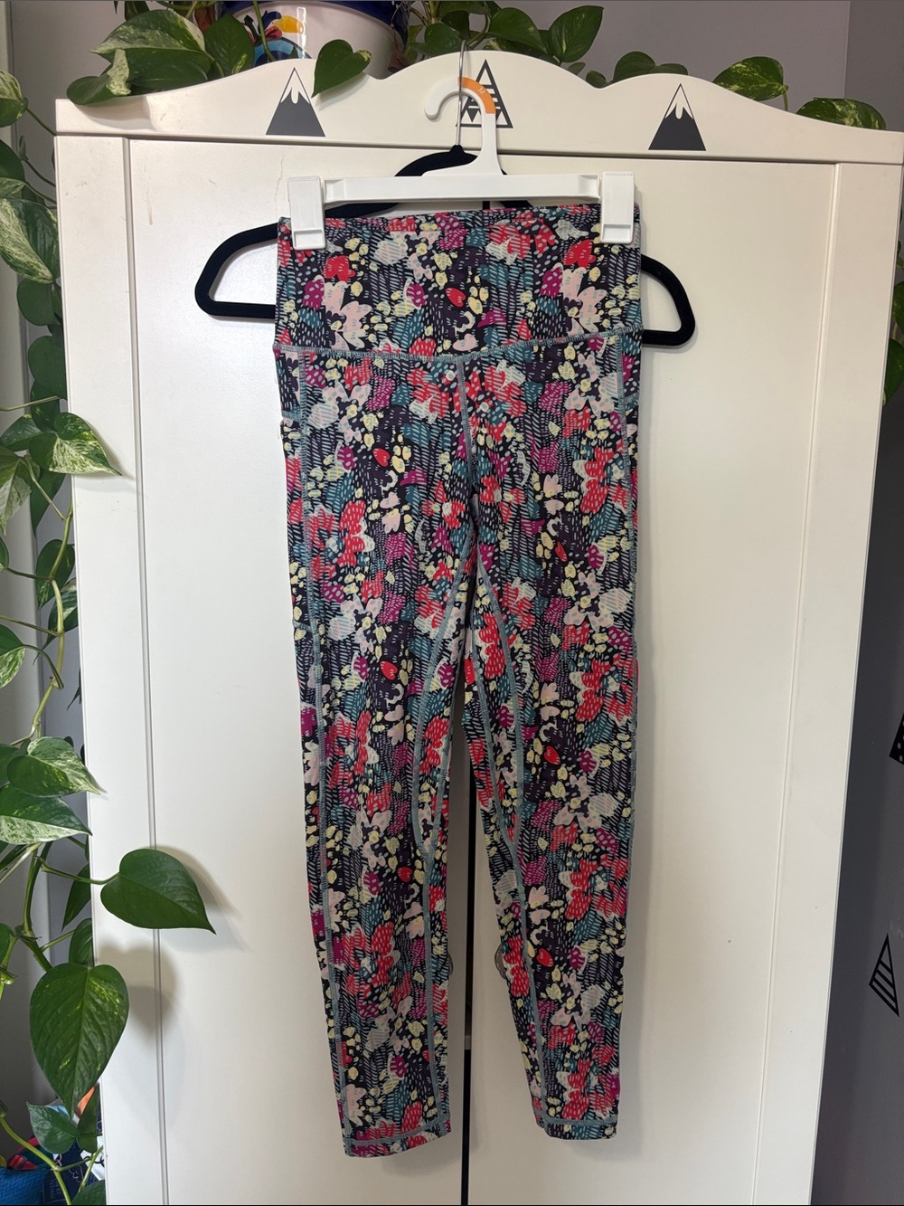 Senita Athletics Floral High-Rise Leggings - Navy Multi